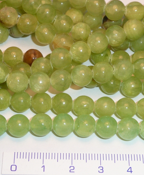 Afghánský Nefrit ø 8 mm